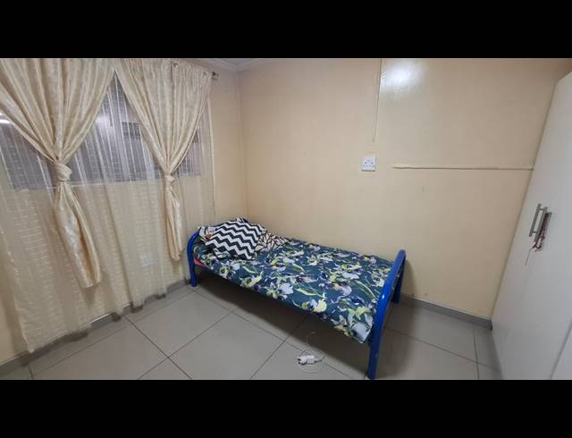 3 BEDROOM FREEHOLD FOR SALE IN WOODLANDS
